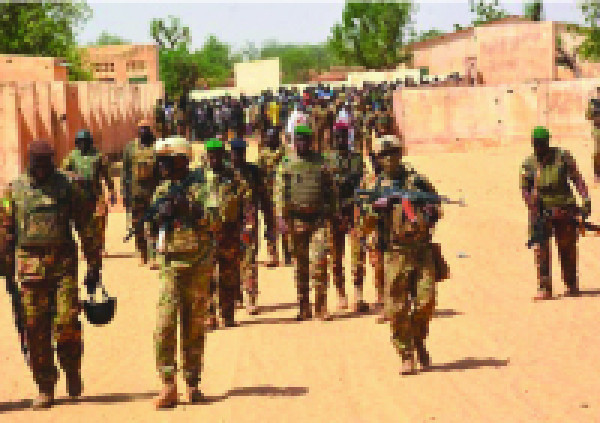 Mali: Sɔrɔdasiw ye kojugubakεla 50 ni kɔ daji Gawo, Lere ani Ɲɔnɔn